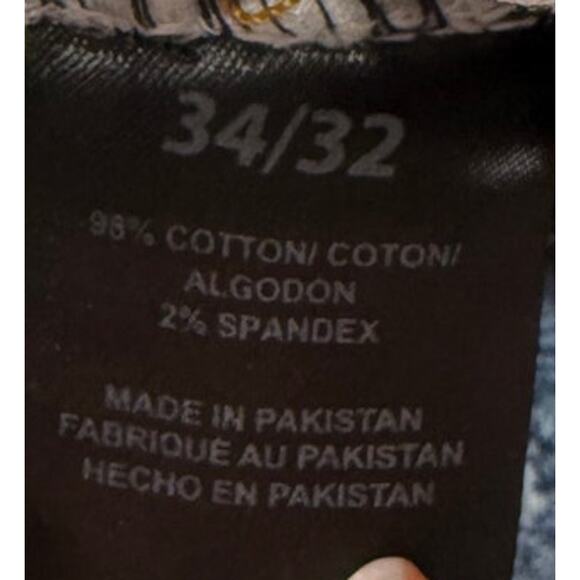 Men's True Indigo Distressed Jeans - Size 34/32 - 98% Cotton, 2% Spandex - Picture 7 of 10